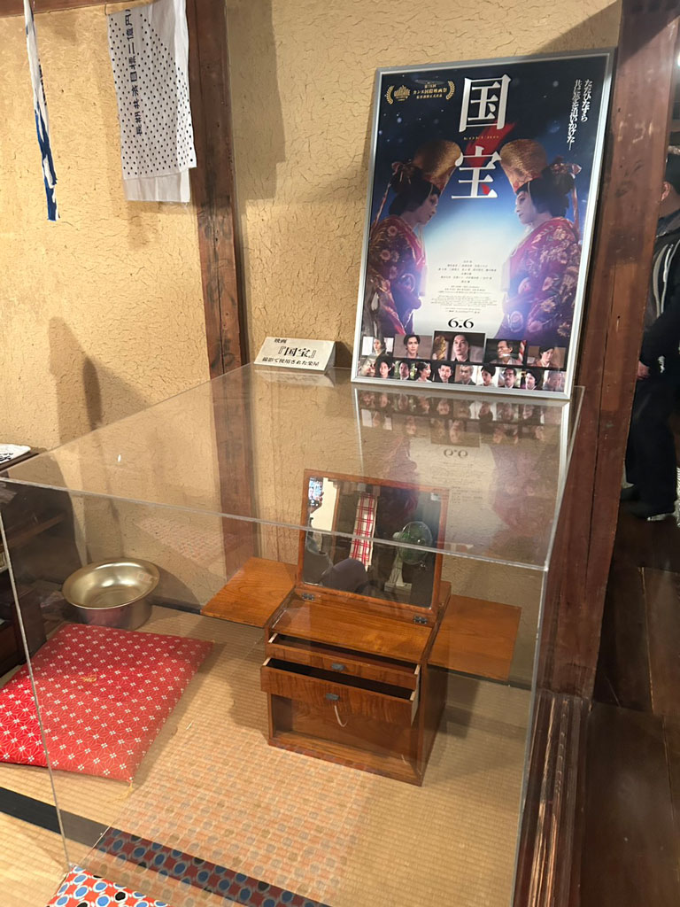 映画国宝のロケ地「出石永楽館」の写真