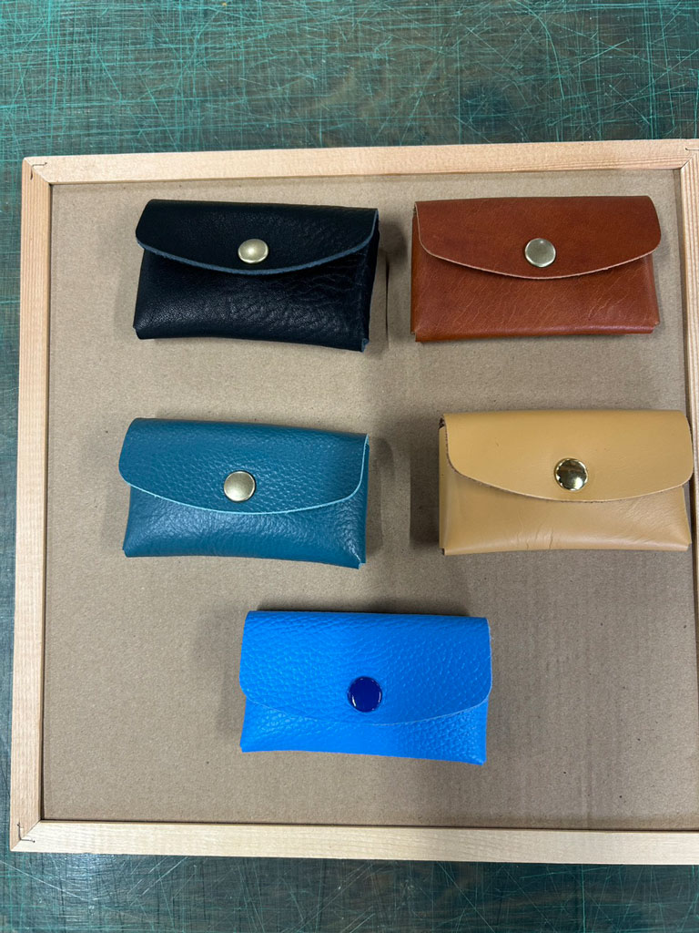 完成したコインケースの写真