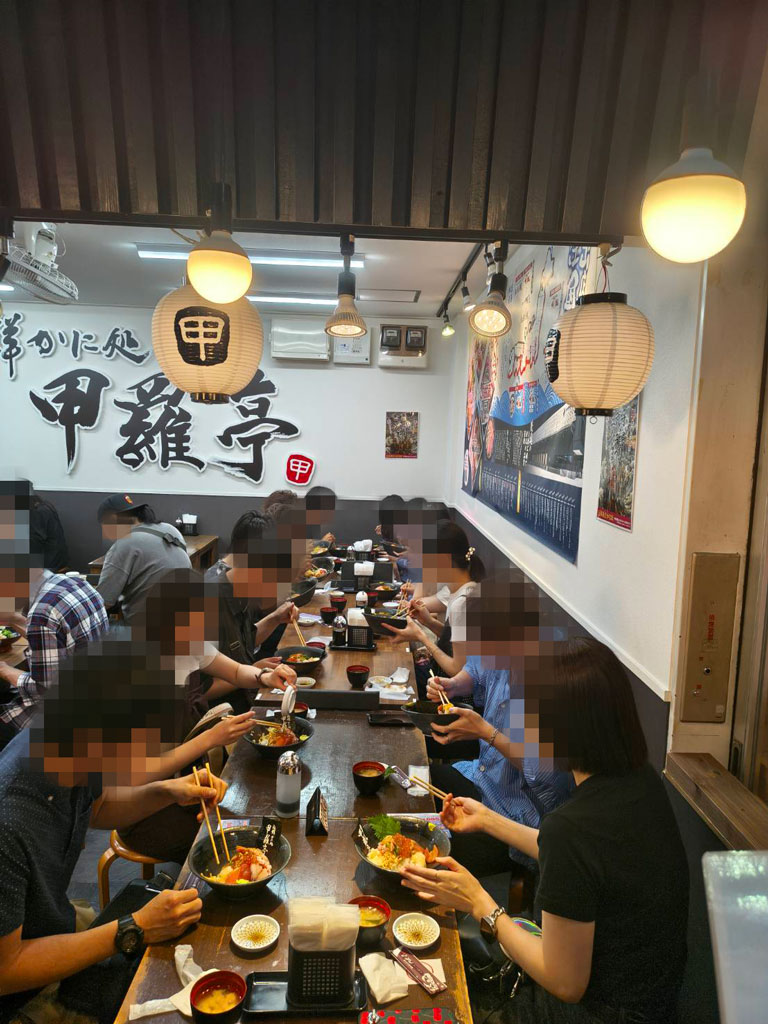 ランチ風景の写真