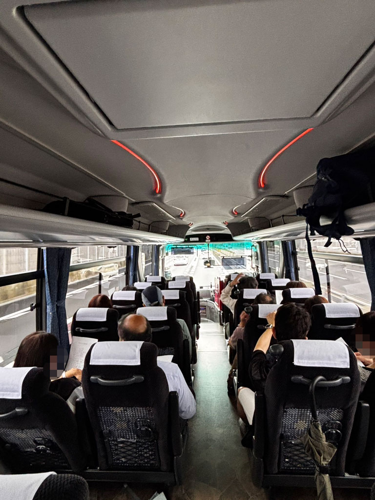 バス車内の様子写真